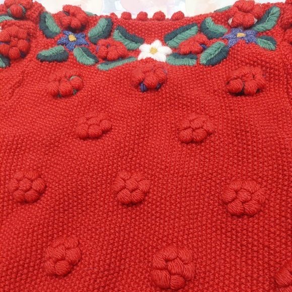 Rare Bavarian knit Cardigan in color Red - Picture 7 of 10
